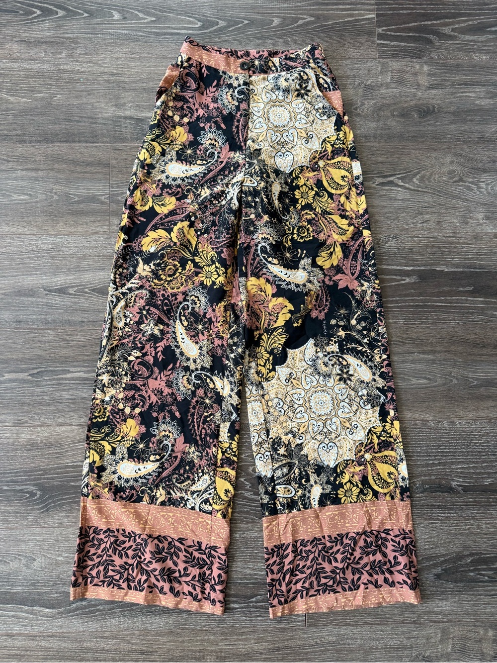 Boho Wide-Leg Paisley Print Pants